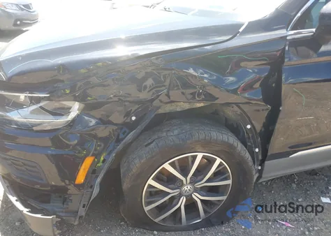 2020 Volkswagen Tiguan 2.0T Se/2.0T Se R-Line Black/2.0T Sel из США, поврежденный, VIN 3VV2B7AX7LM148379